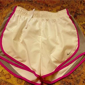 Nike Shorts! Med. VGUC